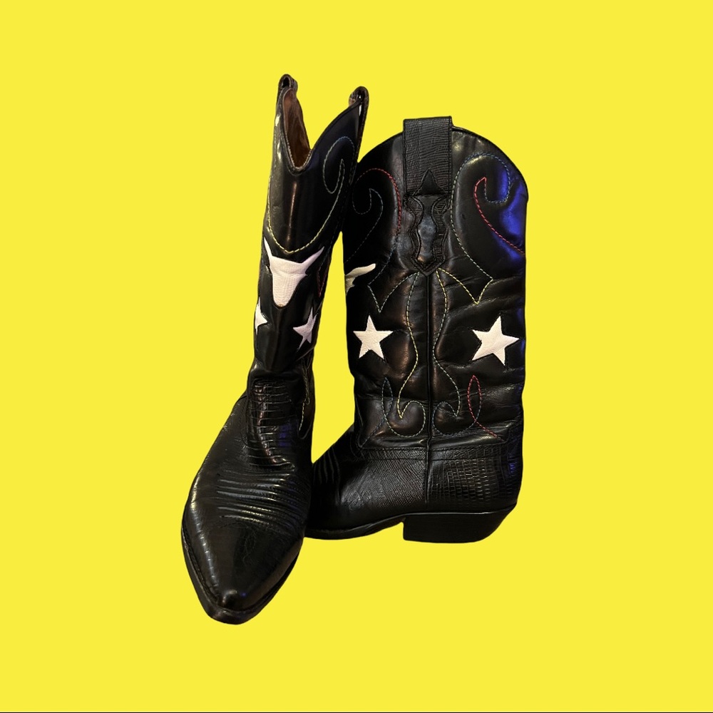 Nine West vintage cowgirl boots!!